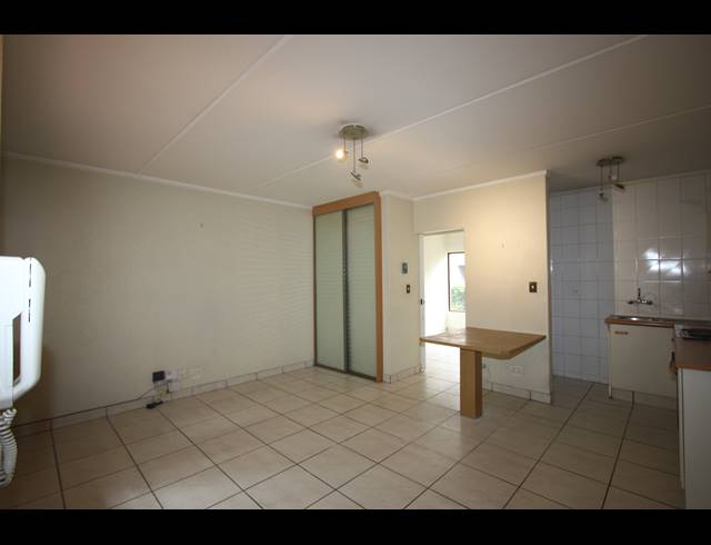 1 BEDROOM APARTMENT TO LET IN MORNING HILL